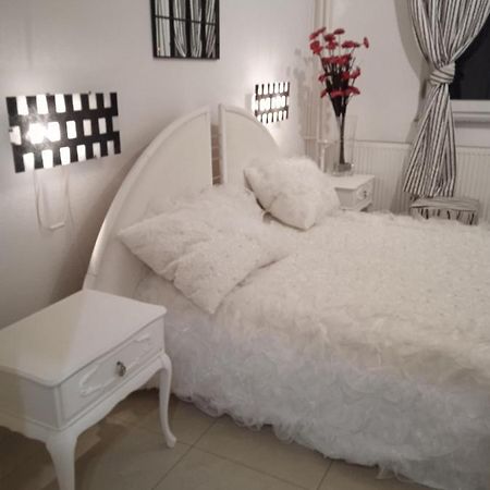 Apartment Top Centar บันยาลูกา ภายนอก รูปภาพ