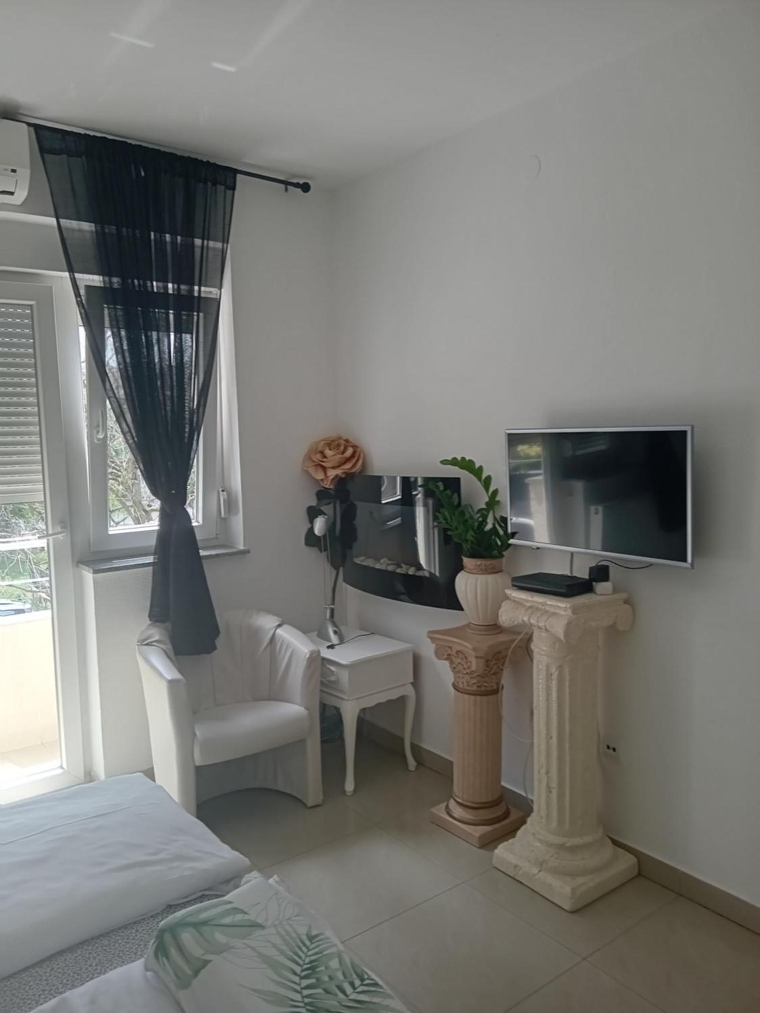 Apartment Top Centar บันยาลูกา ภายนอก รูปภาพ